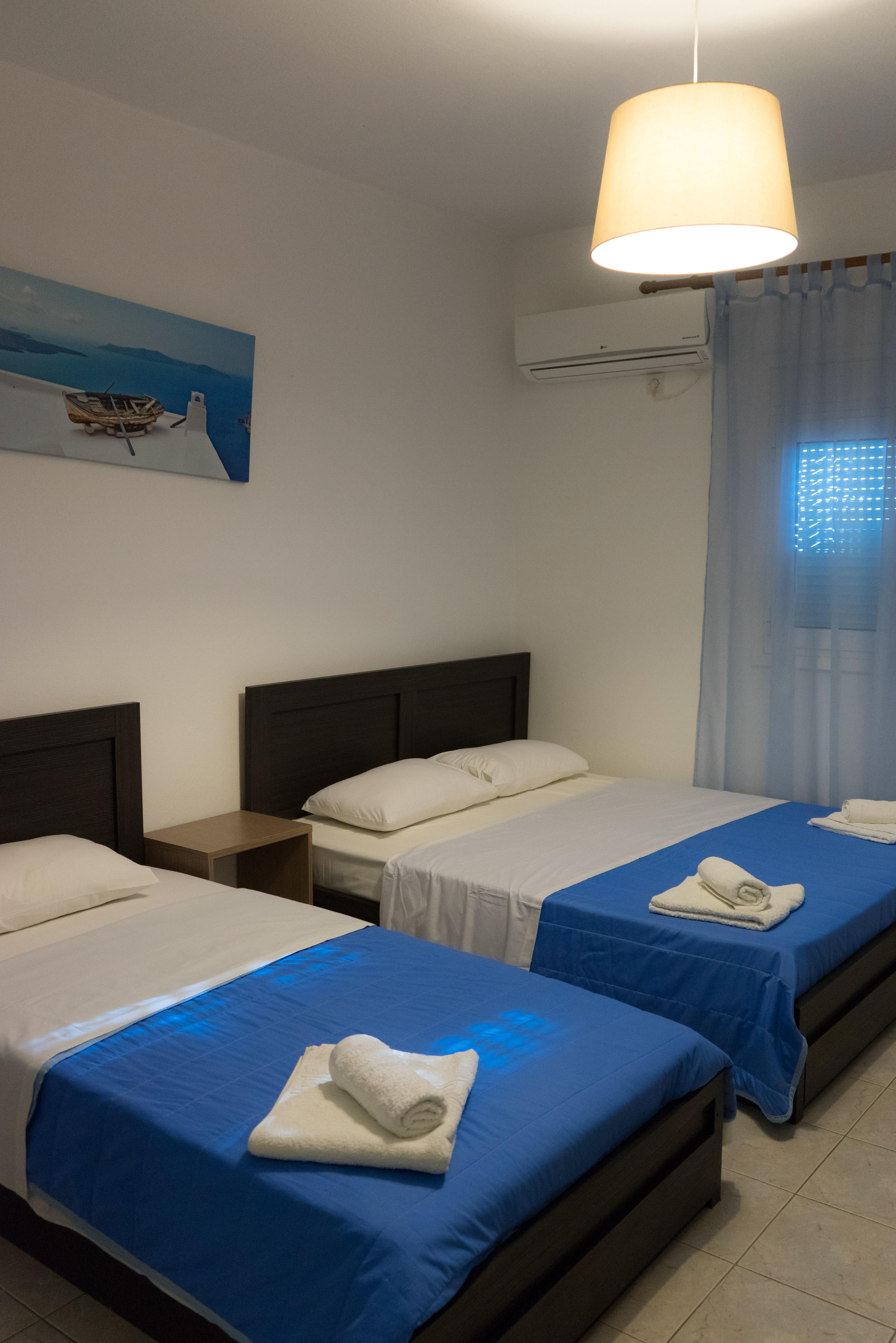 Polykratis Rooms Skiathos Town Exterior foto